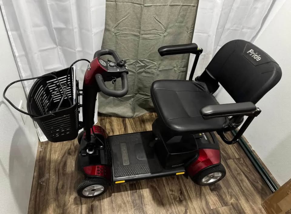 Full view of Mobility Scooter Pride